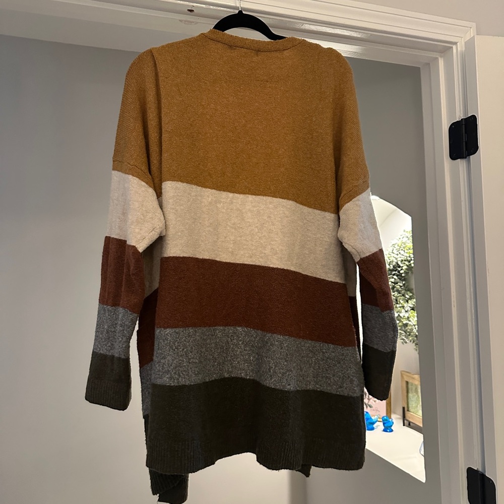 Pinque Colorblock Cardigan - Picture 2 of 7